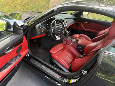 Used 2009 BMW Z4 sDrive30i RWD image 5