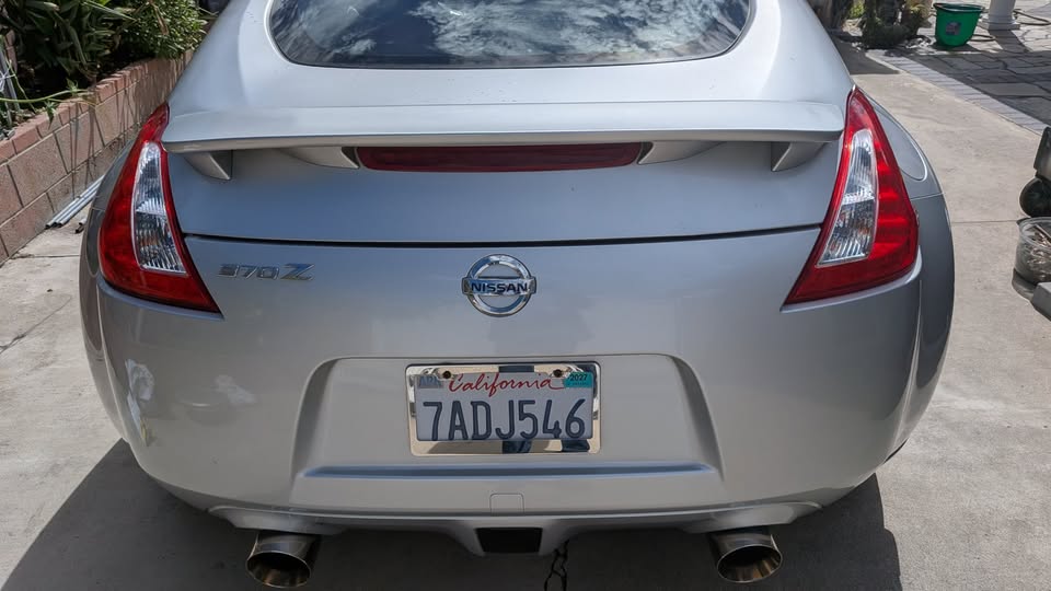 Used 2011 Nissan 370Z Coupe w/ Sport Pkg RWD image 17