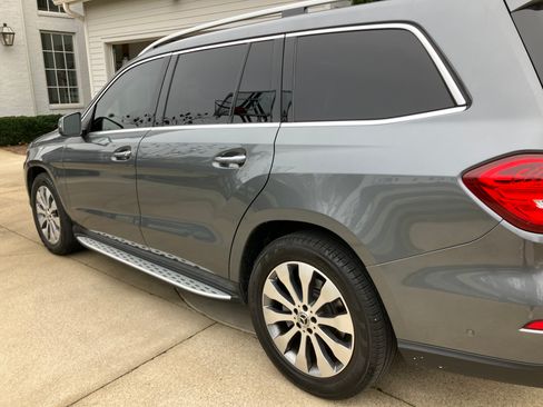Used 2019 Mercedes-Benz GLS 450 4MATIC image 4