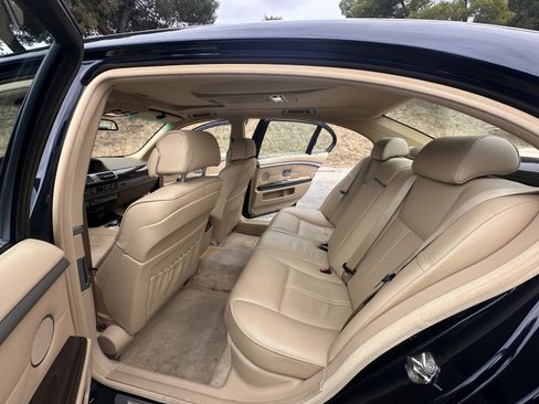 Used 2006 BMW 750Li RWD image 12