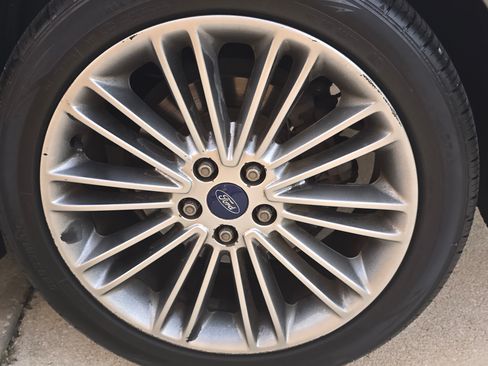 Used 2013 Ford Fusion SE FWD image 30