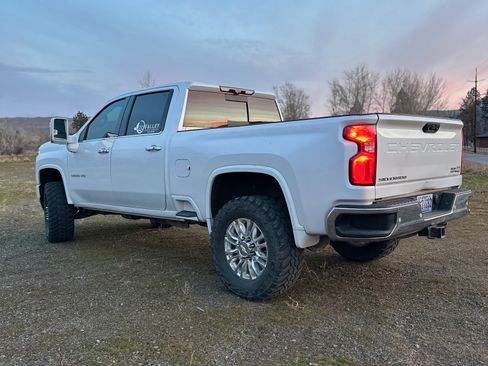 Used 2020 Chevrolet Silverado 3500 High Country w/ Z71 Off-Road Package image 14