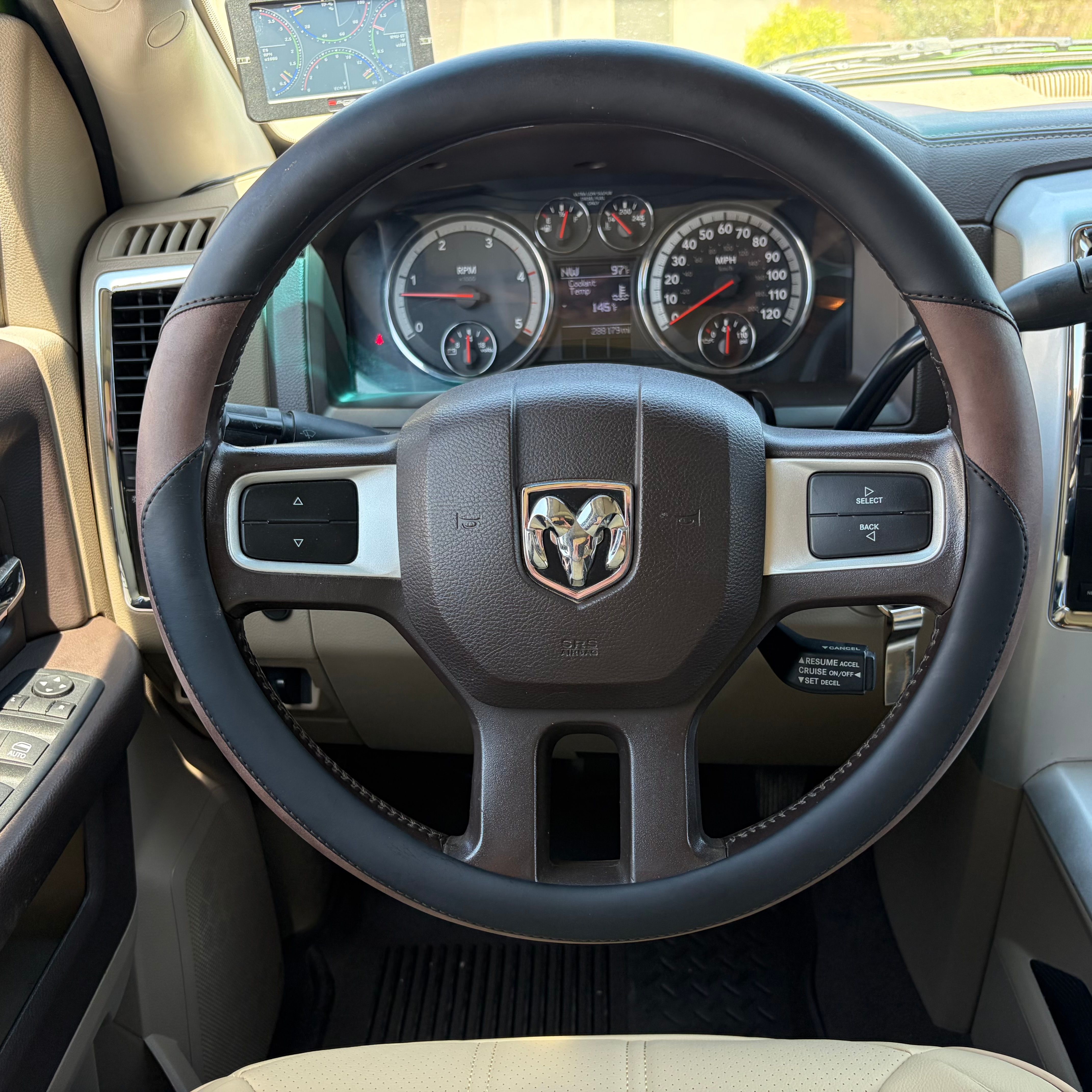 Used 2011 RAM 3500 Laramie w/ Protection Group AWD/4WD image 14