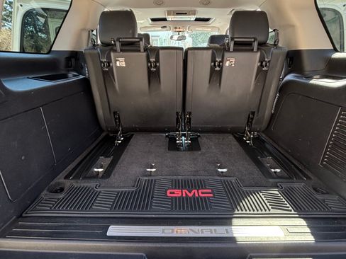 Used 2012 GMC Yukon Denali AWD/4WD image 29