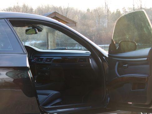 Used 2012 BMW 335i xDrive Coupe image 16