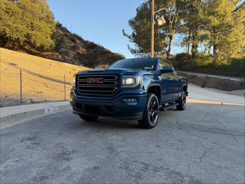 Used 2019 GMC Sierra 1500 Limited w/ Elevation Edition image 2