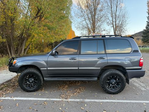 Used 2003 Toyota Land Cruiser image 14