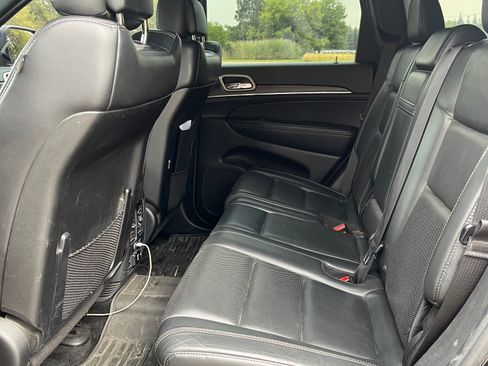 Used 2014 Jeep Grand Cherokee Limited w/ Luxury Group II image 15