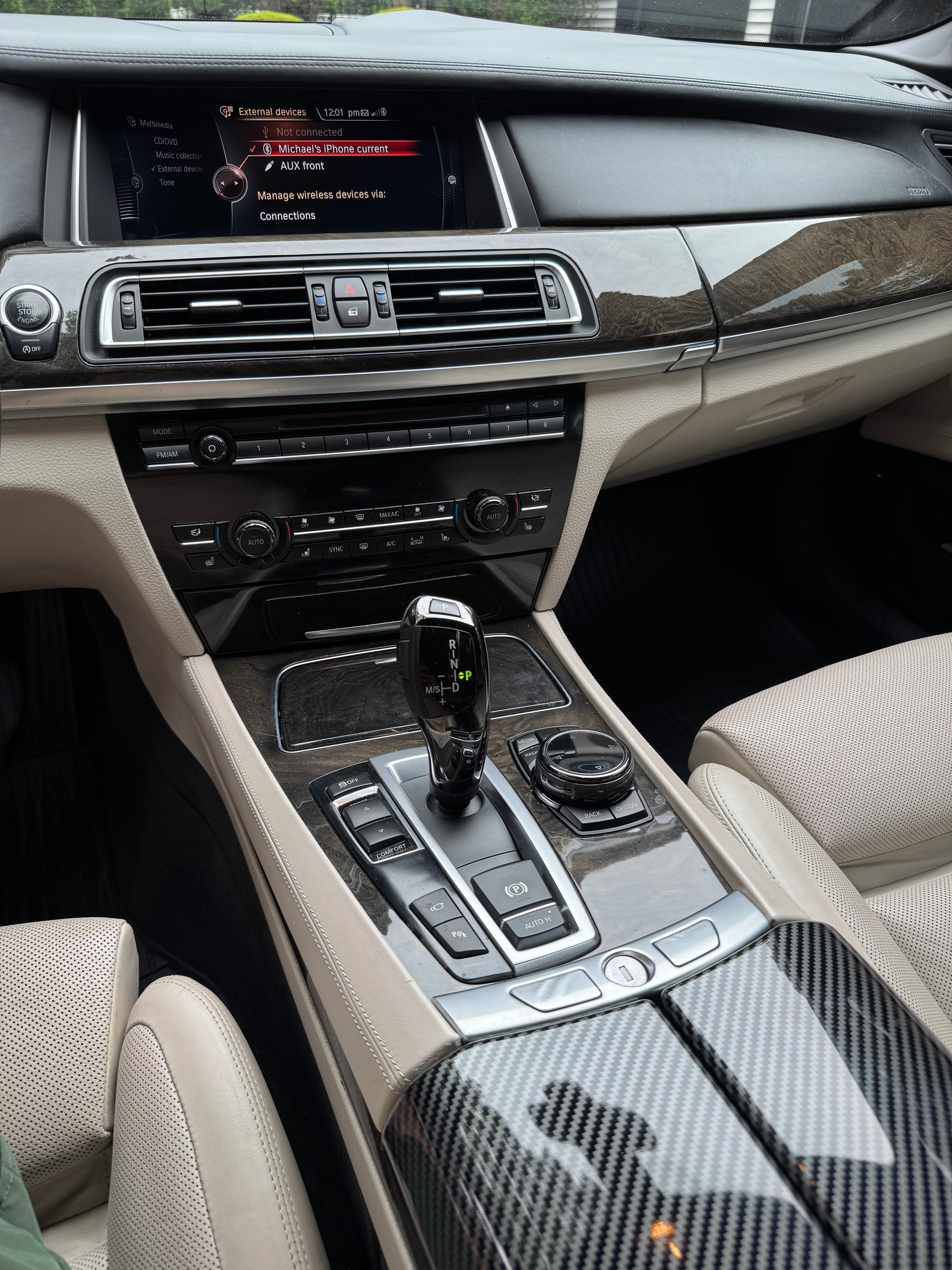 Used 2015 BMW 750i RWD image 17