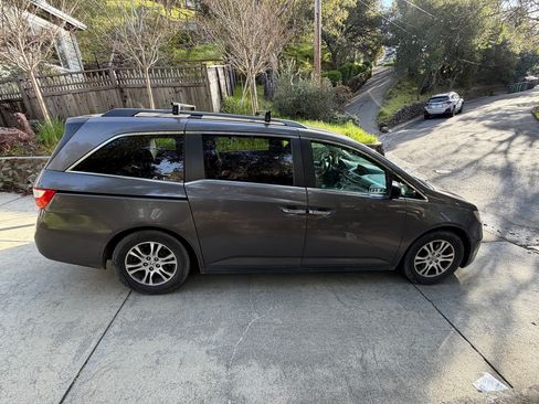 Used 2012 Honda Odyssey EX-L image 4