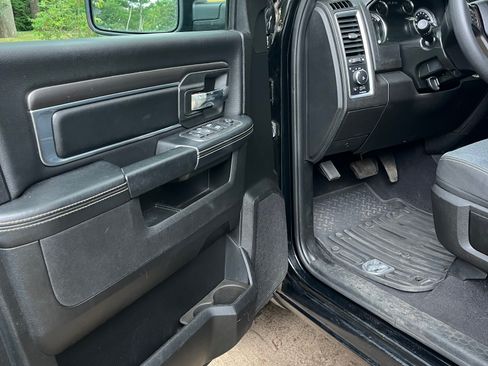 Used 2021 RAM 1500 Warlock w/ Electronics Group AWD/4WD image 6