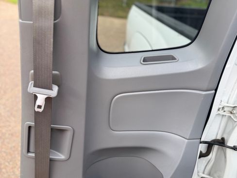 Used 2015 Toyota Tacoma PreRunner w/ SR5 Package image 16