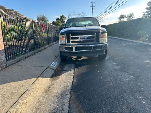 Used 2008 Ford F250 XLT image 4