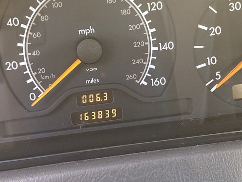 Used 1997 Mercedes-Benz C 280 Sedan image 17