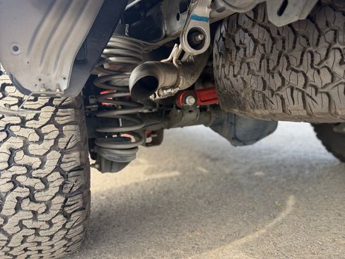 Used 2023 Ford F150 Raptor AWD/4WD image 15