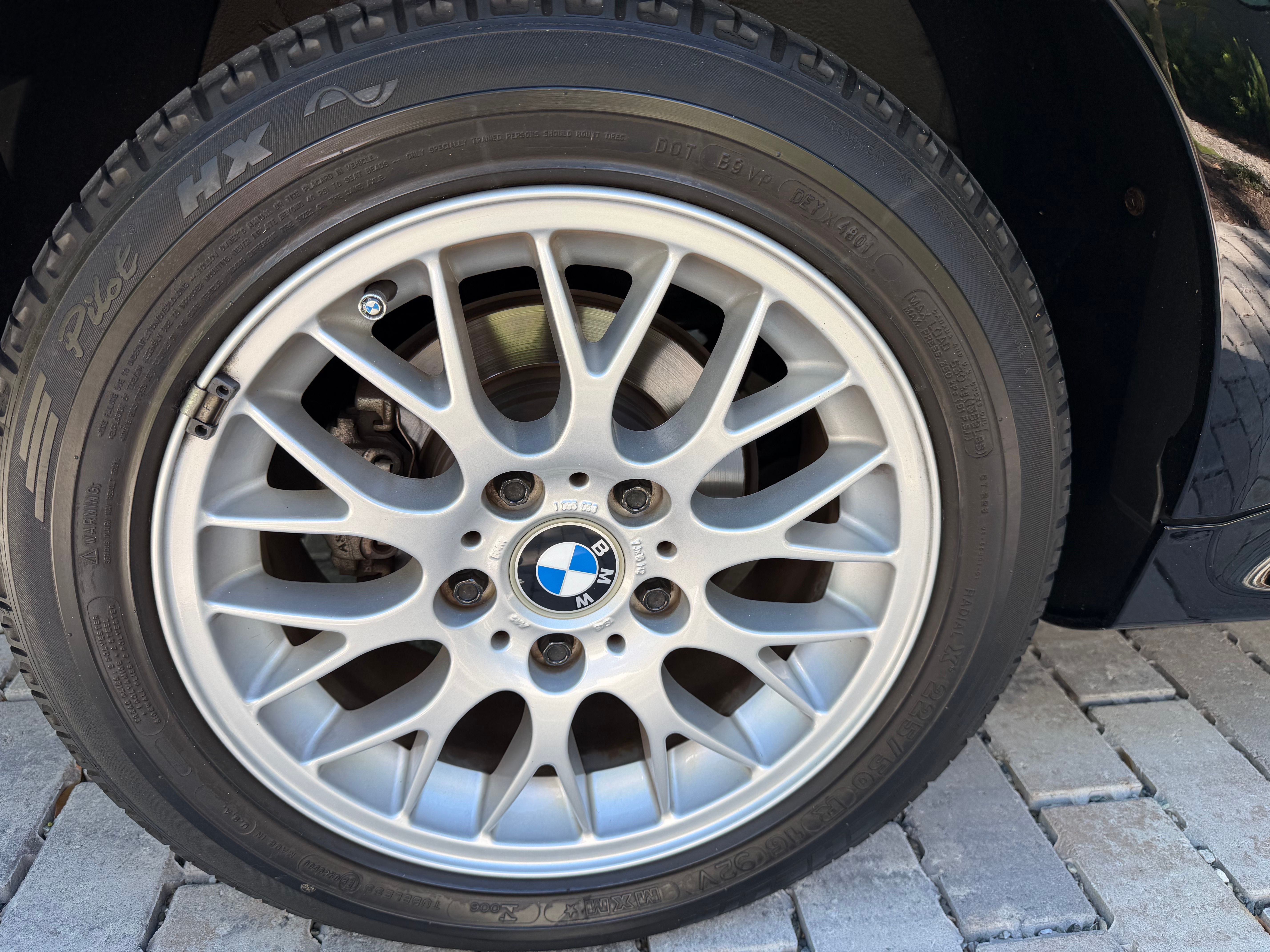 Used 2002 BMW Z3 2.5i RWD image 25
