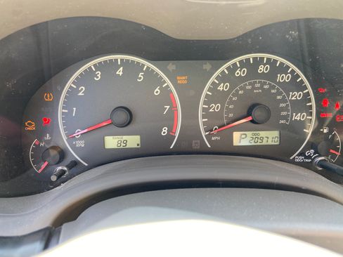 Used 2009 Toyota Corolla LE FWD image 6