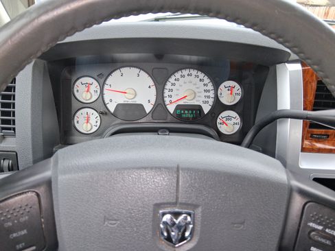 Used 2006 Dodge Ram 2500 Truck Laramie image 6