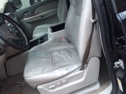 Used 2007 Chevrolet Avalanche LTZ w/ LTZ Preferred Equipment Group image 26