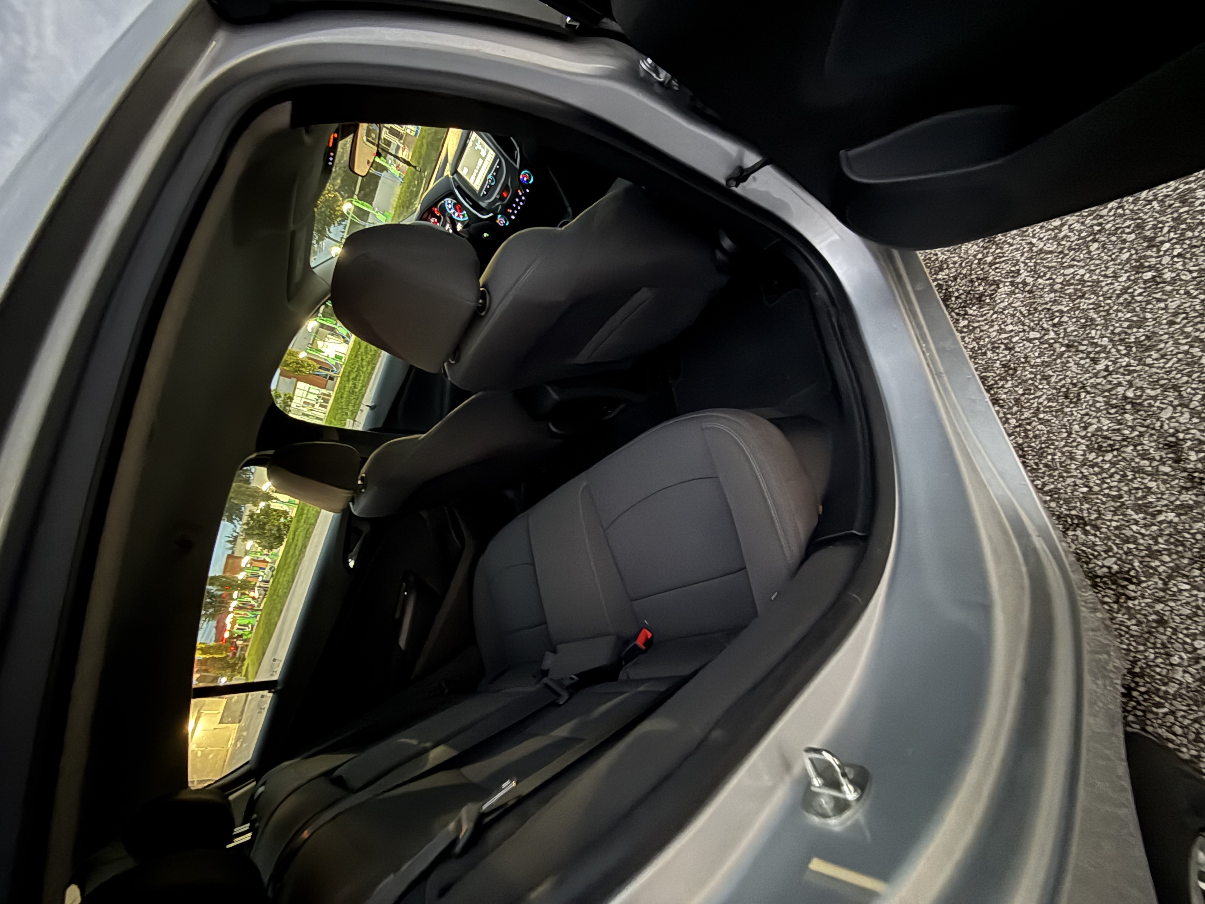 Used 2018 Chevrolet Cruze LT w/ Convenience Package FWD image 11