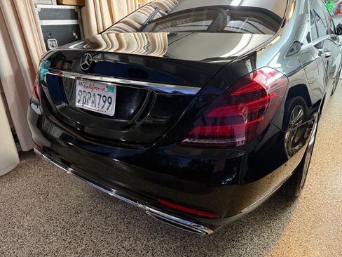 Used 2019 Mercedes-Benz S 560 Sedan image 23