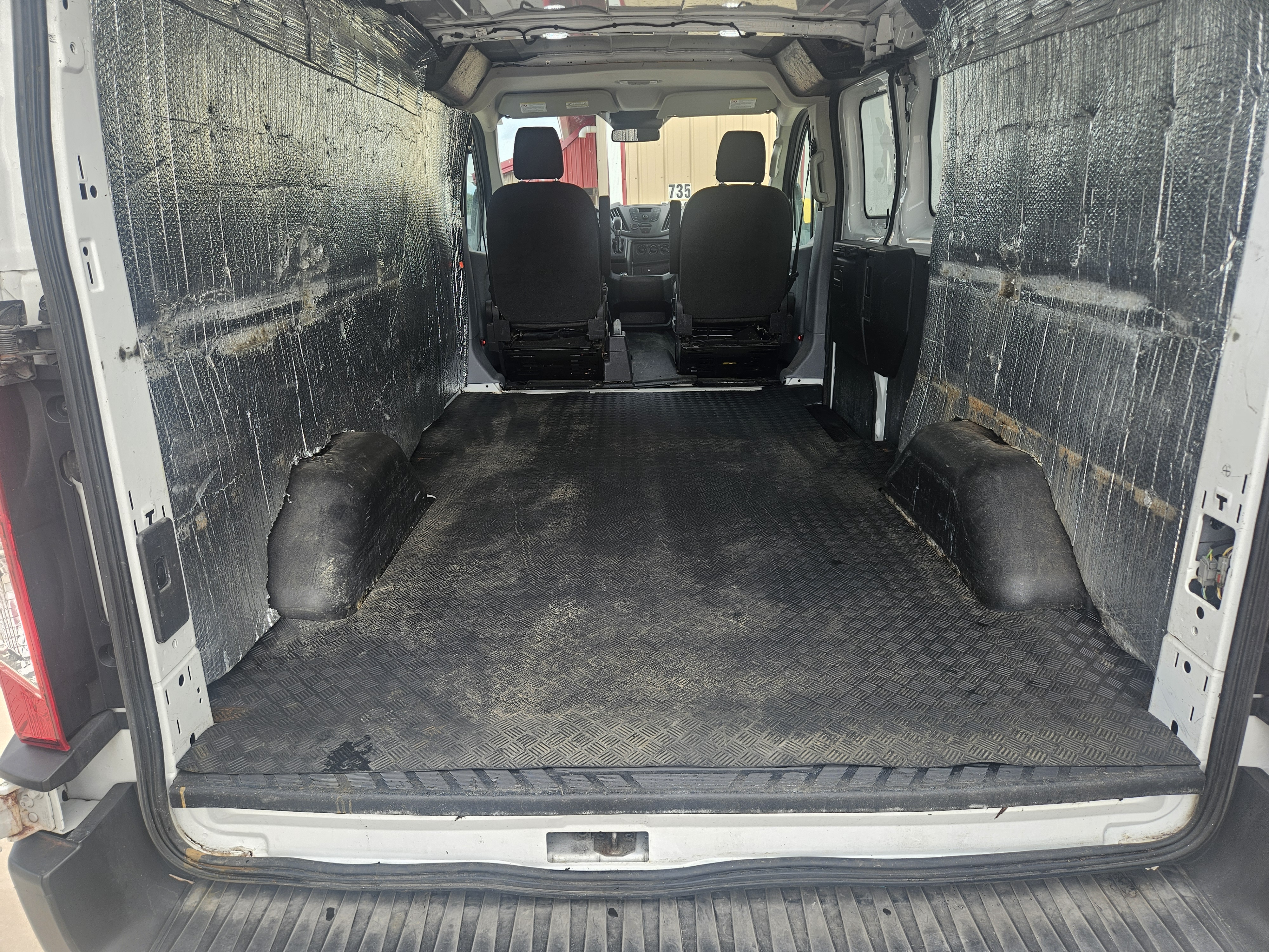 Used 2019 Ford Transit 250 130 Low Roof w/ Exterior Upgrade Package RWD image 10
