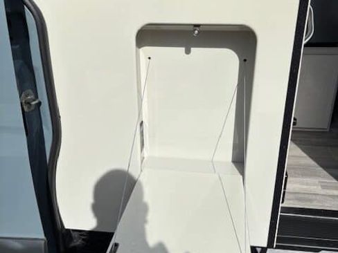 Used 2020 Mercedes-Benz Sprinter 2500 image 15