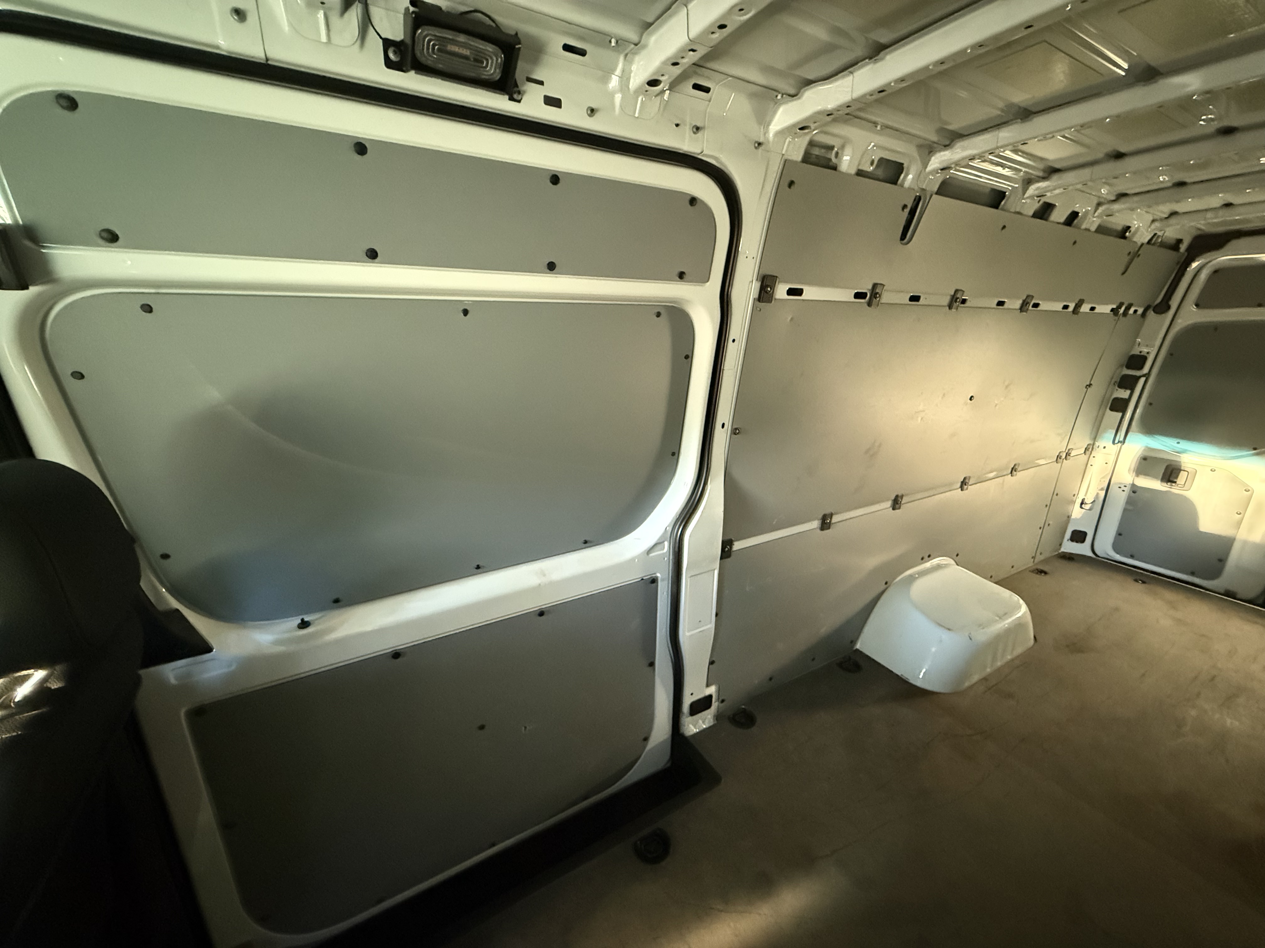 Used 2022 Mercedes-Benz Sprinter 3500 image 11