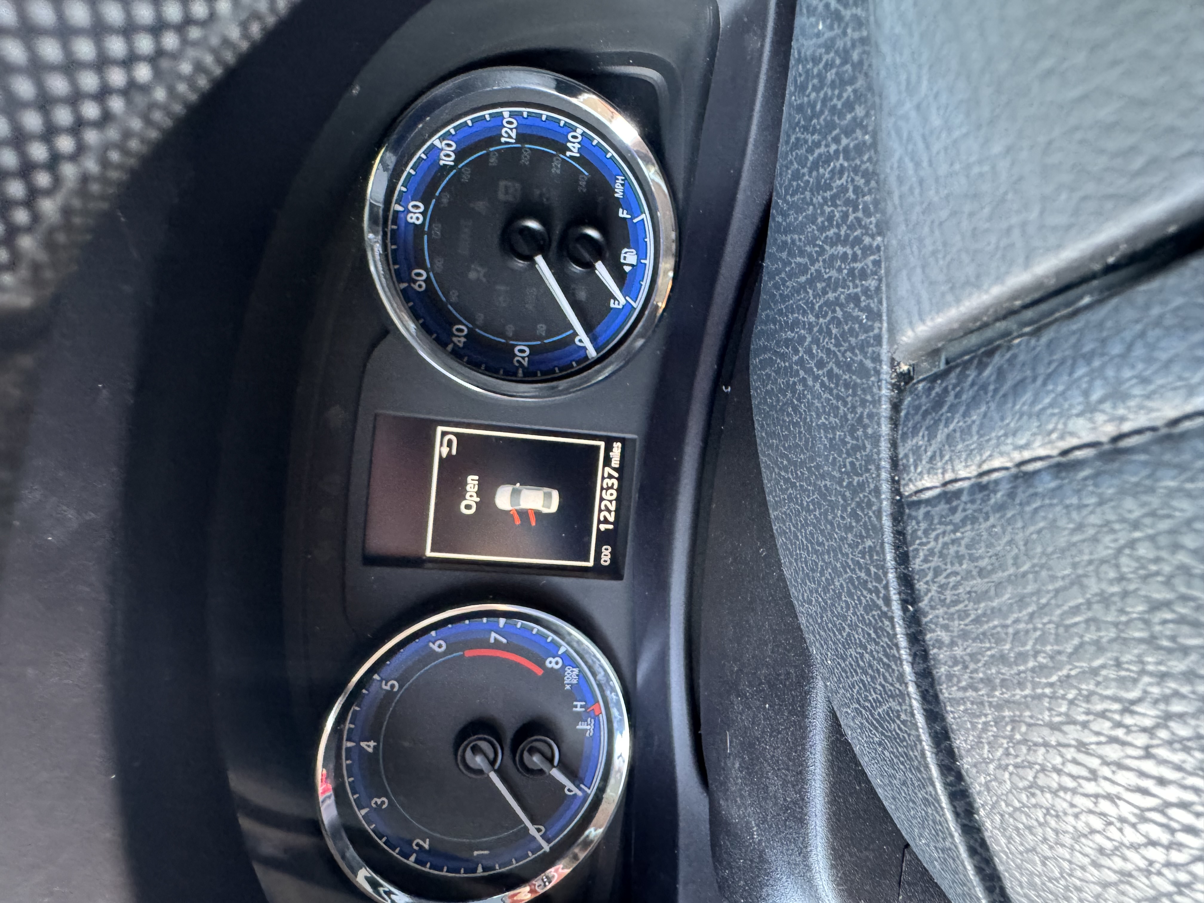 Used 2017 Toyota Corolla XLE FWD image 11