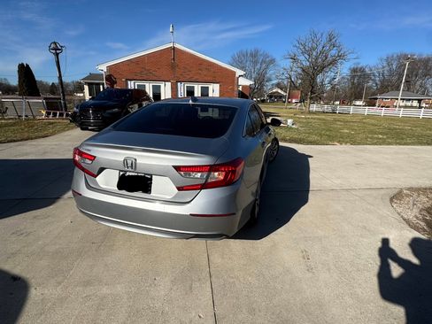 Used 2019 Honda Accord LX image 14