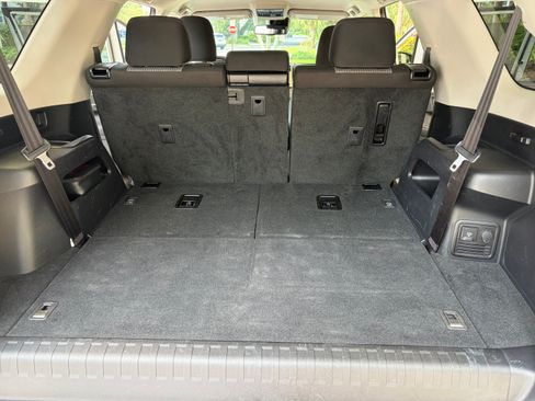 Used 2021 Toyota 4Runner SR5 RWD image 11