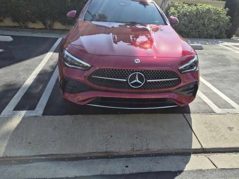 Used 2025 Mercedes-Benz CLE 300 4MATIC Cabriolet image 8