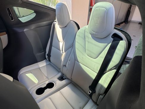 Used 2019 Tesla Model X Long Range image 11