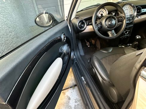 Used 2013 MINI Cooper Hardtop FWD image 8