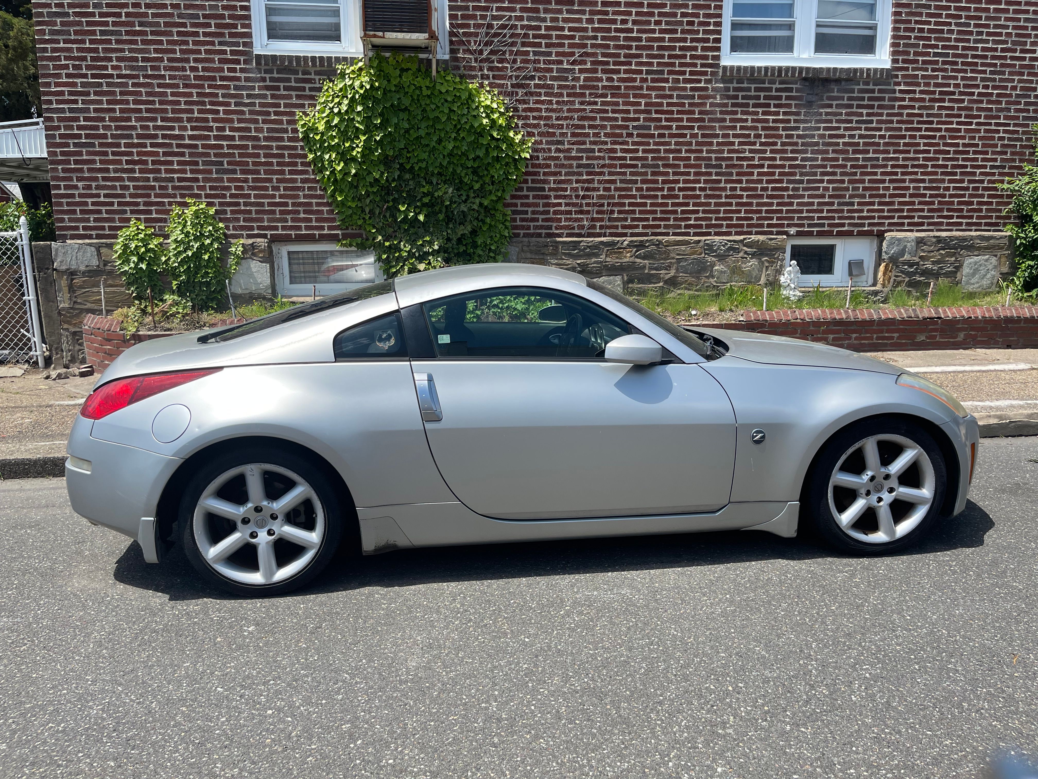 Used 2003 Nissan 350Z Touring RWD image 16