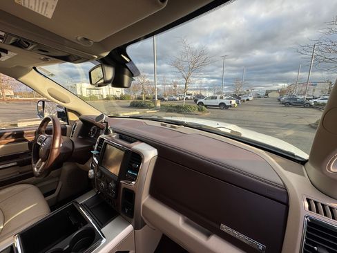 Used 2015 RAM 1500 Laramie w/ Convenience Group image 27