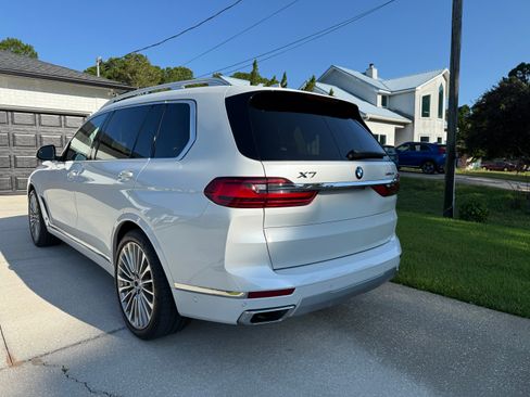 Used 2019 BMW X7 xDrive50i w/ Premium Package AWD/4WD image 2