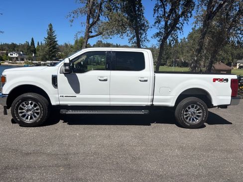 Used 2022 Ford F250 Lariat w/ Lariat Value Package AWD/4WD image 1
