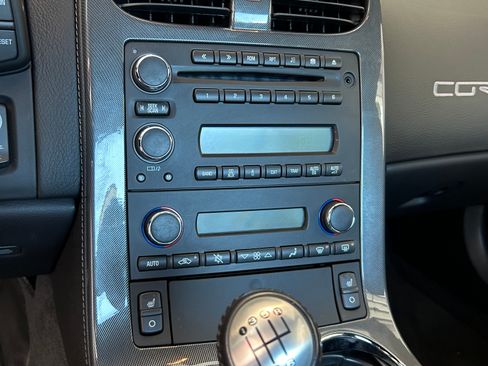 Used 2008 Chevrolet Corvette Z06 w/ Preferred Equipment Group image 4