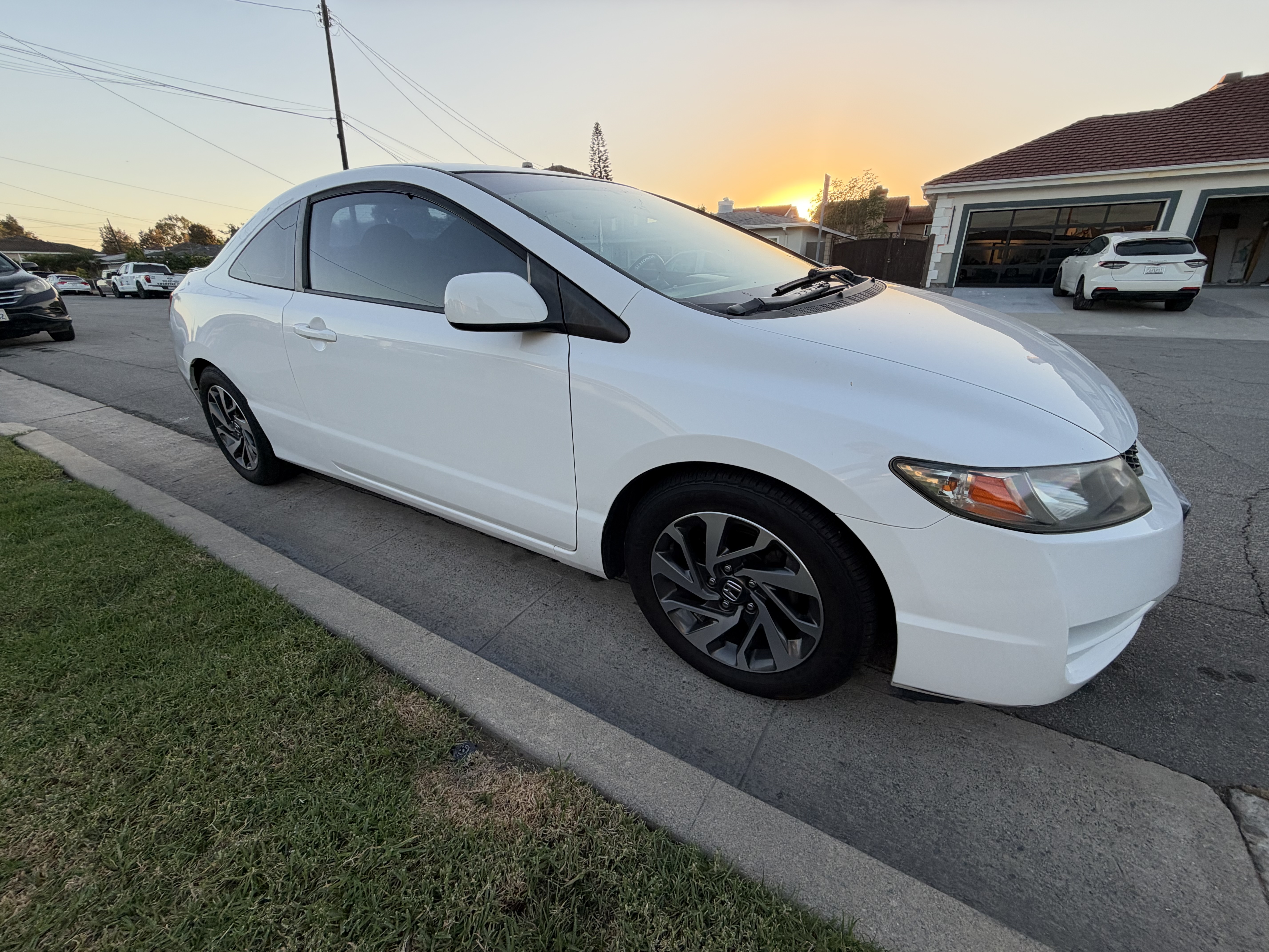 Used 2011 Honda Civic LX image 1