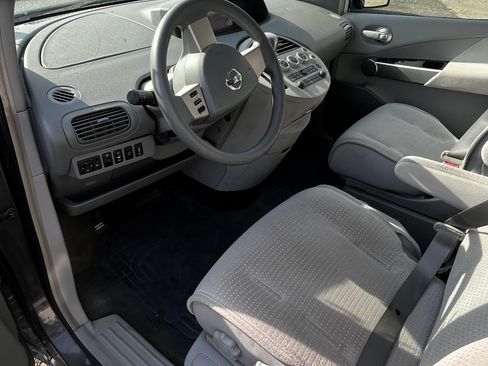 Used 2005 Nissan Quest S w/ (S01) Seat Pkg image 10