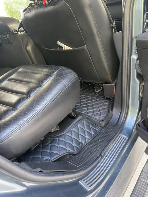 Used 2005 HUMMER H2 w/ Preferred Equipment Group AWD/4WD image 19