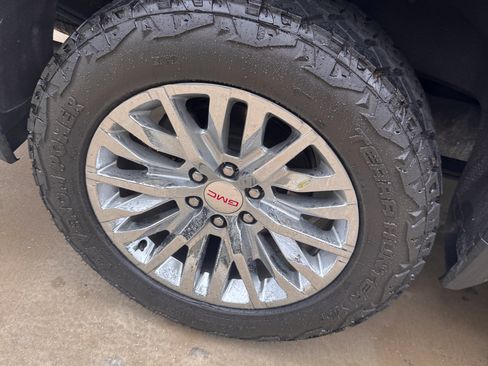 Used 2021 GMC Sierra 1500 Denali w/ Driver Alert Package II image 6