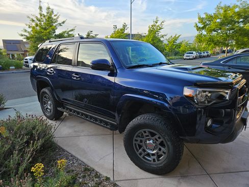 Used 2019 Toyota 4Runner TRD Off-Road Premium w/ Wilderness Package AWD/4WD image 6