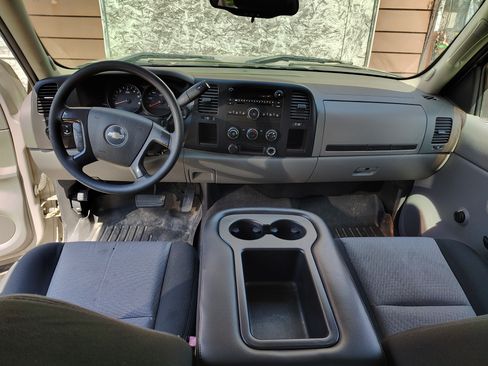 Used 2008 Chevrolet Silverado 1500 W/T w/ LS Package image 14