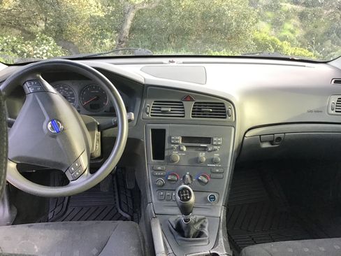 Used 2002 Volvo S60 2.4 image 16