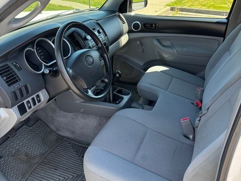 Used 2009 Toyota Tacoma 2WD Regular Cab image 8