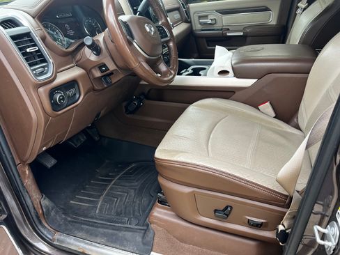 Used 2019 RAM 2500 Laramie RWD image 10