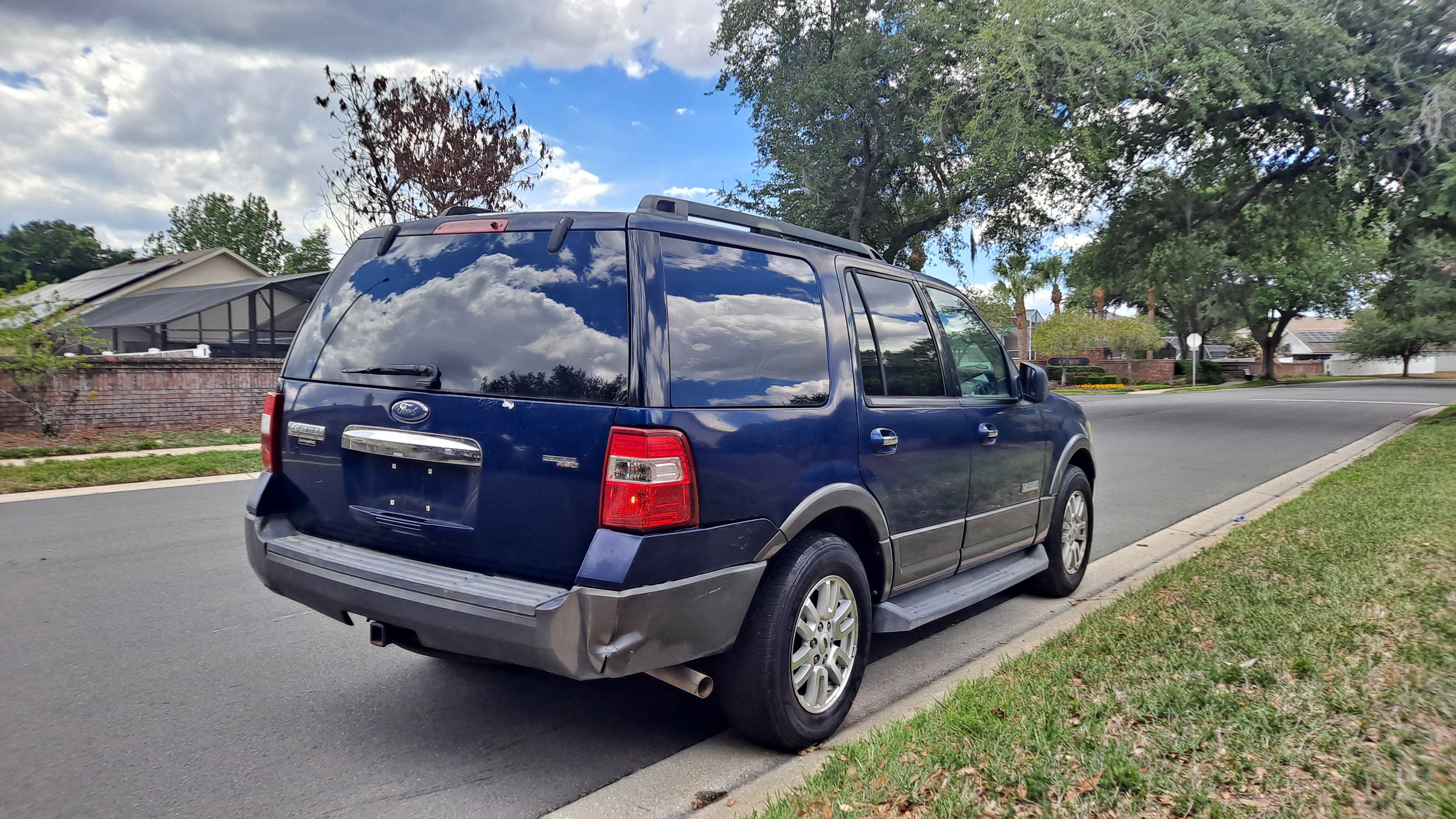 Used 2007 Ford Expedition XLT RWD image 6