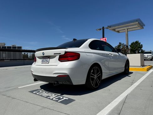 Used 2018 BMW M240i Coupe RWD image 6